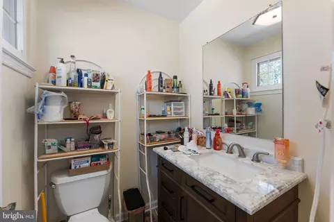 8610 Clydesdale Rd, Springfield, VA 22151 photo 18