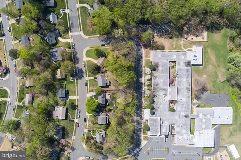 8610 Clydesdale Rd, Springfield, VA 22151 photo 39