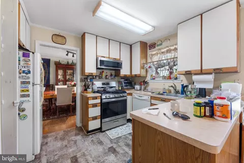 8610 Clydesdale Rd, Springfield, VA 22151 photo 17
