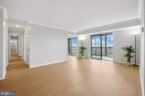 5901 Mount Eagle Dr #1610, Alexandria, VA 22303