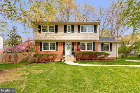 8312 Winder St, Vienna, VA 22180