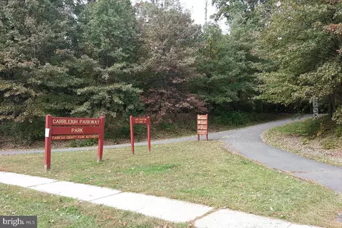 5610 Flag Run Dr, Springfield, VA 22151 photo 26