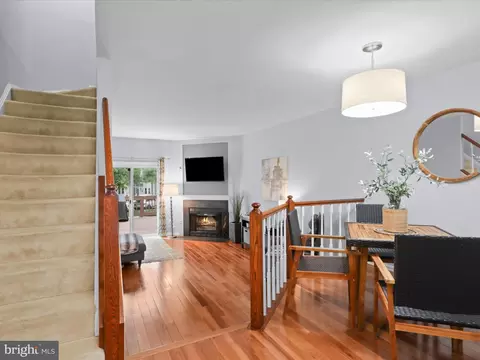 2161 Whisper Way, Reston, VA 20191 photo 8