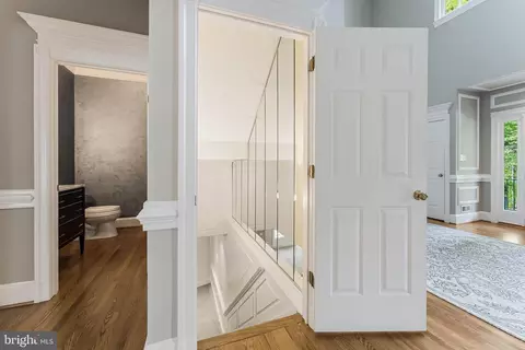 Entry Way - 1210 Windrock Dr, Mclean, VA 22102 photo 10 of 10