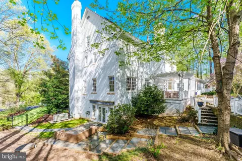 Exterior - 1210 Windrock Dr, Mclean, VA 22102 photo 24 of 26