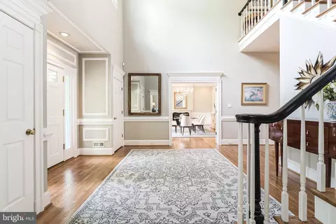 Entry Way - 1210 Windrock Dr, Mclean, VA 22102 photo 2 of 10