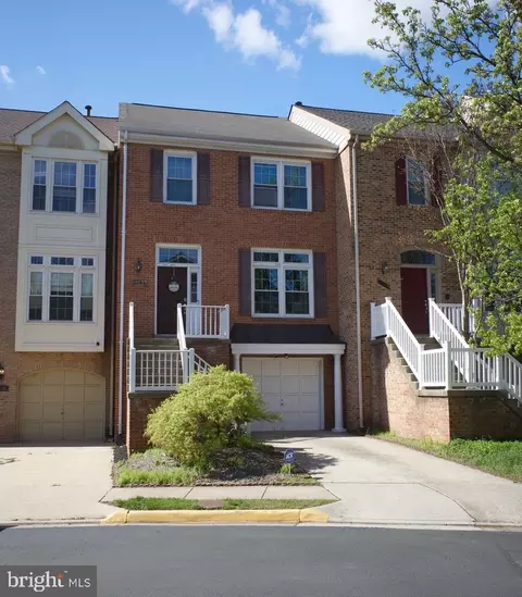 5146 Woodford Dr, Centreville, VA 20120