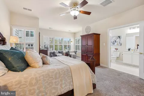 Bedroom - 4091 River Forth Dr, Fairfax, VA 22030 photo 6 of 6