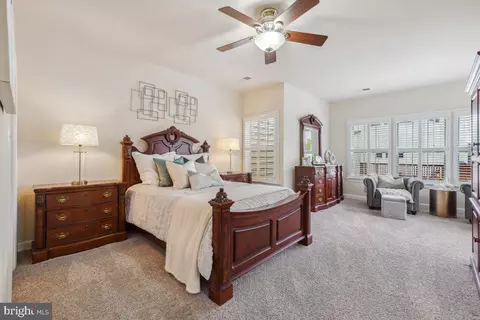 Bedroom - 4091 River Forth Dr, Fairfax, VA 22030 photo 5 of 6