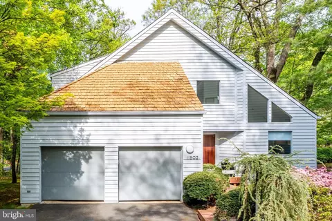 11502 Turnbridge Ln, Reston, VA 20194