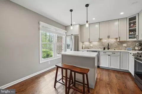 8333 Wickham Rd, Springfield, VA 22152 photo 15