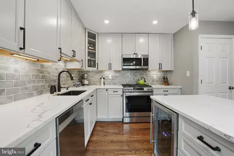 8333 Wickham Rd, Springfield, VA 22152 photo 19