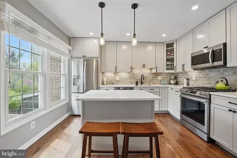 8333 Wickham Rd, Springfield, VA 22152 photo 16
