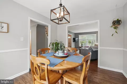 8333 Wickham Rd, Springfield, VA 22152 photo 11