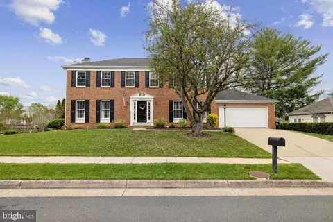 12527 Misty Water Dr, Herndon, VA 20170