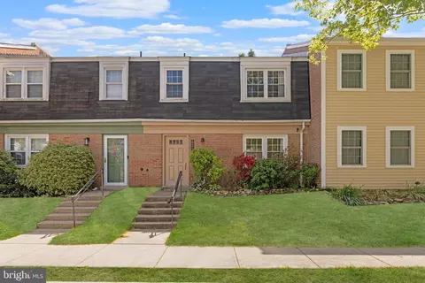 7745 Matisse Way, Springfield, VA 22153