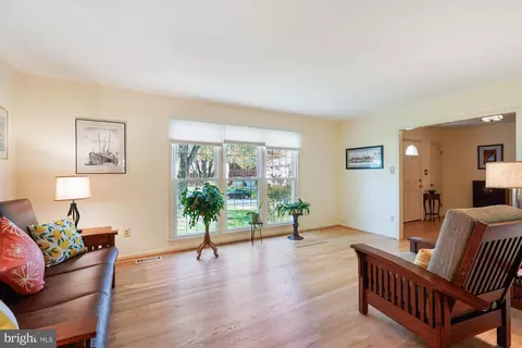 Living - 8420 Reflection Ln, Vienna, VA 22182 photo 2 of 2