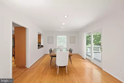 Dining - 1925 Upper Lake Dr, Reston, VA 20191 photo 1 of 5