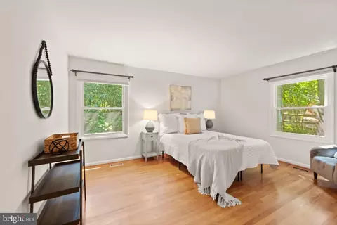 Bedroom - 1925 Upper Lake Dr, Reston, VA 20191 photo 1 of 12