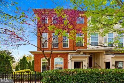 6038 B Machen Rd #192, Centreville, VA 20121