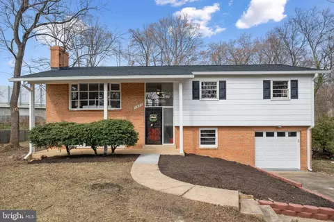 2923 Sayre Rd, Fairfax, VA 22031