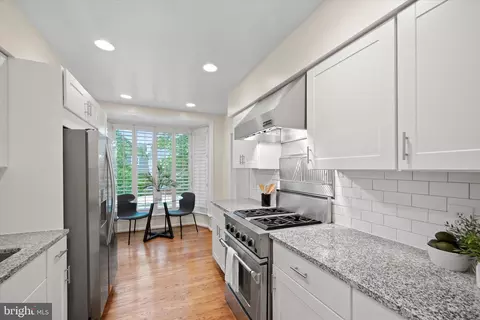 1156 Kensington Rd, Mclean, VA 22101 photo 9