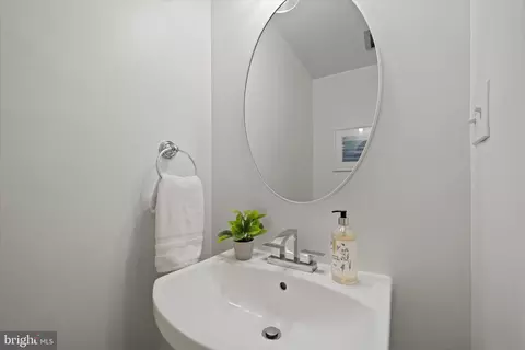 1156 Kensington Rd, Mclean, VA 22101 photo 14
