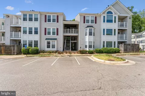 9220 N Cardinal Forest Ln #N, Lorton, VA 22079