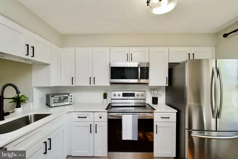 Kitchen - 8442 Red Eagle Ct, Lorton, VA 22079 photo 1 of 4