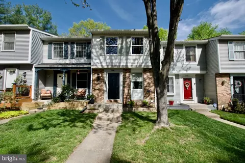 8442 Red Eagle Ct, Lorton, VA 22079