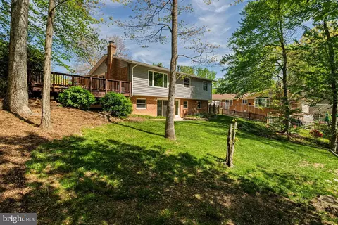 Exterior - 8511 Parliament Dr, Springfield, VA 22151 photo 9 of 12