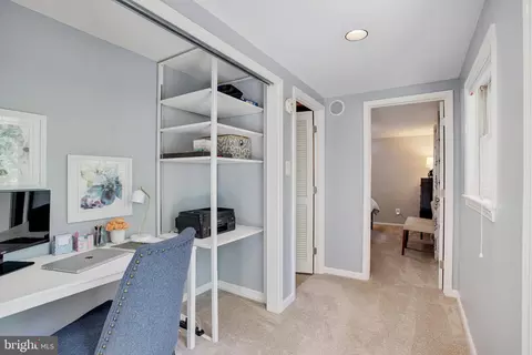 Entry Way - 8511 Parliament Dr, Springfield, VA 22151 photo 2 of 2