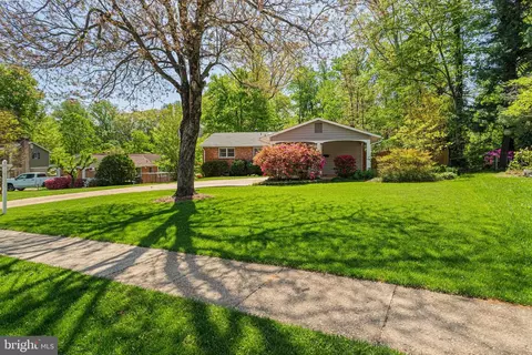 Exterior - 8511 Parliament Dr, Springfield, VA 22151 photo 3 of 12