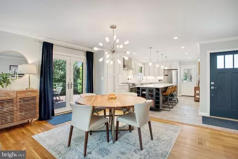 Dining - 8511 Parliament Dr, Springfield, VA 22151 photo 1 of 2
