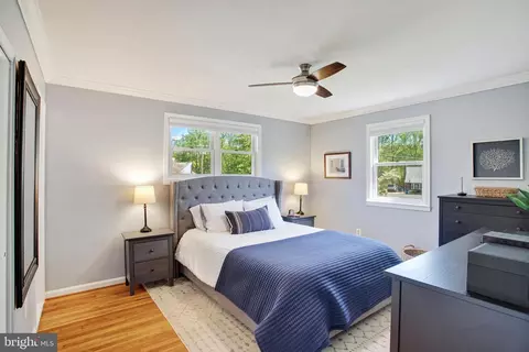 Bedroom - 8511 Parliament Dr, Springfield, VA 22151 photo 5 of 9