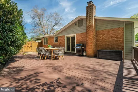Exterior - 8511 Parliament Dr, Springfield, VA 22151 photo 6 of 12