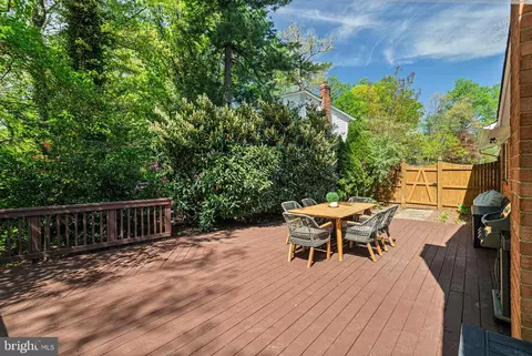 Exterior - 8511 Parliament Dr, Springfield, VA 22151 photo 7 of 12