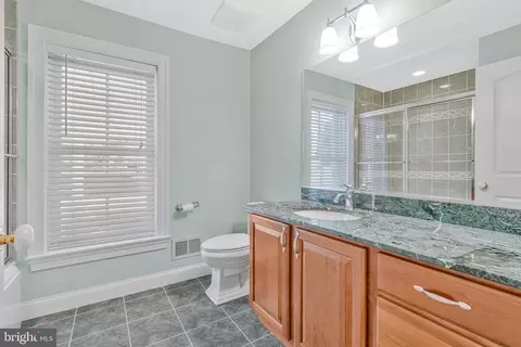 Bath - 7315 Westerly Ln, Mclean, VA 22101 photo 9 of 10