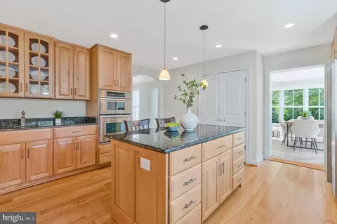 Kitchen - 7315 Westerly Ln, Mclean, VA 22101 photo 5 of 5