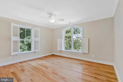 Bedroom - 7315 Westerly Ln, Mclean, VA 22101 photo 3 of 11