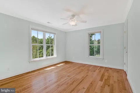 Bedroom - 7315 Westerly Ln, Mclean, VA 22101 photo 4 of 11