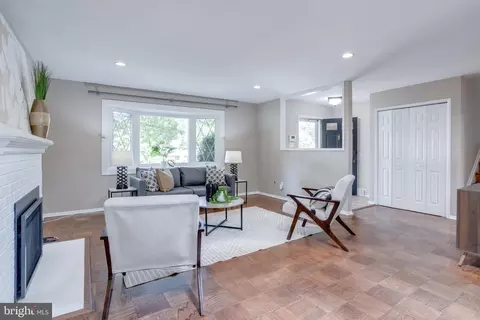 7419 Bath St, Springfield, VA 22150 photo 11