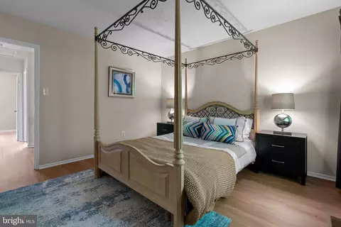 12126 Captiva Ct, Reston, VA 20191 photo 17