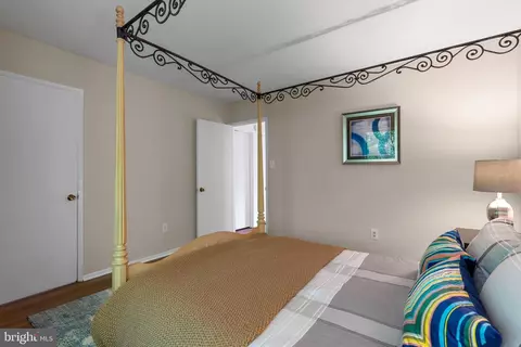 12126 Captiva Ct, Reston, VA 20191 photo 18