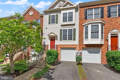 7568 Grey Goose Way, Alexandria, VA 22306