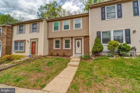 8351 Rocky Forge Ct, Springfield, VA 22153
