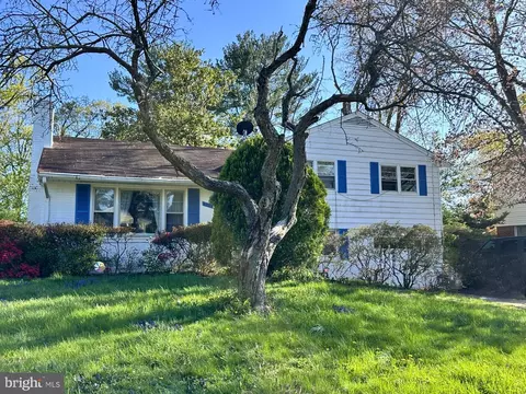 6707 New Hope Dr, Springfield, VA 22151