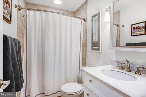 Bath - 6737 Baron Rd, Mclean, VA 22101 photo 3 of 4