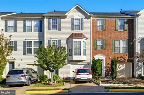 7857 Dogue Indian Cir, Lorton, VA 22079