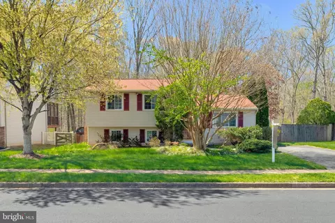 15019 Olddale Rd, Centreville, VA 20120